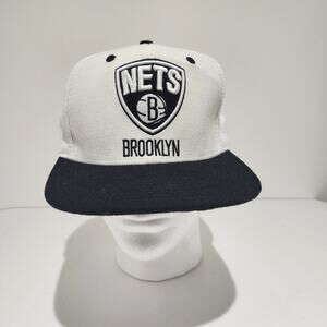Brooklyn Nets Adidas Hat Snapback Cap Adjustable Strap Gray Embroidered Stitch